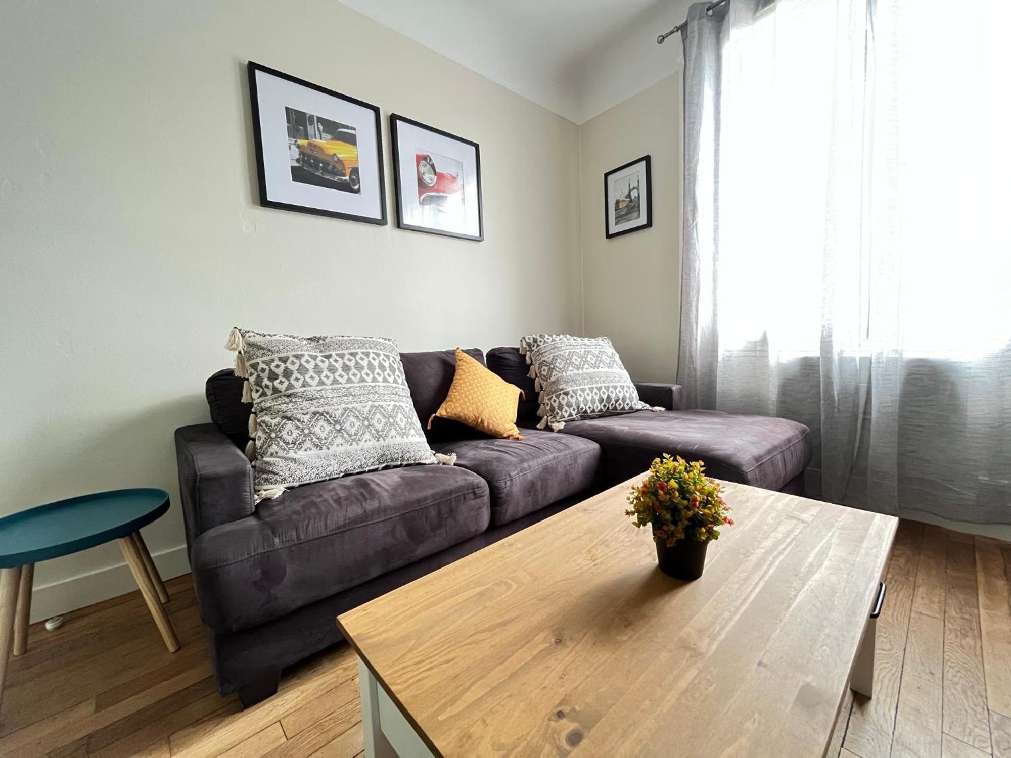 Le Vicomte Apartment Мелюн Екстериор снимка